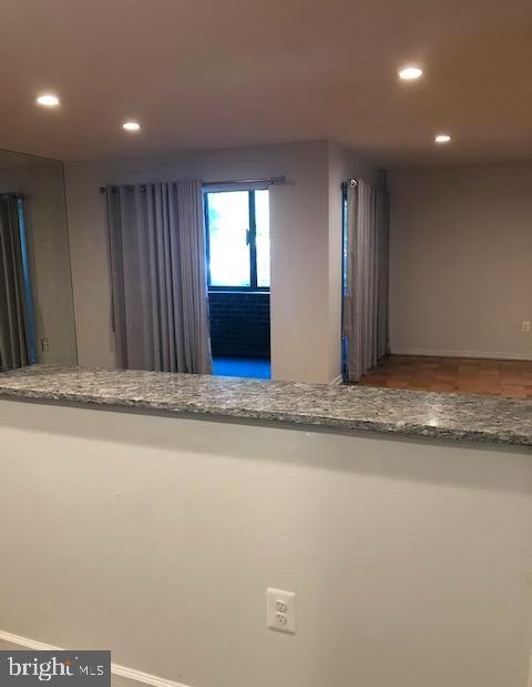 Building Photo - 2 Stonehenge Cir
