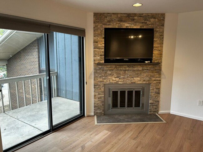 Foto del edificio - North Boulder Top Floor Condo