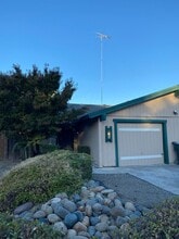 Building Photo - 7252 Florin Mall Dr