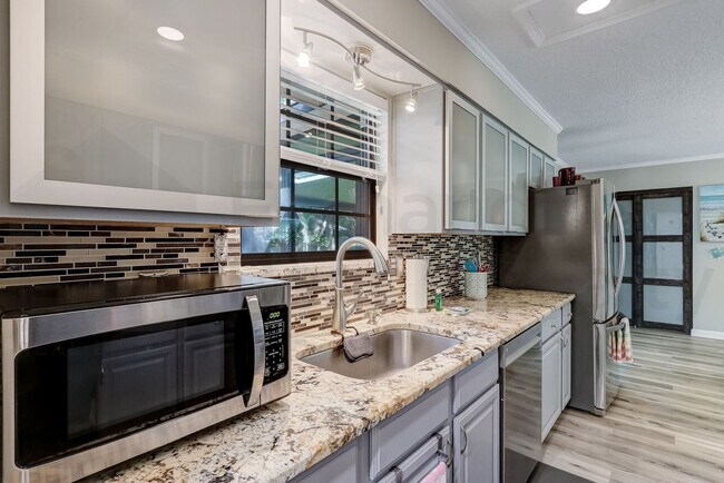 Building Photo - 2113 Talbot Ct