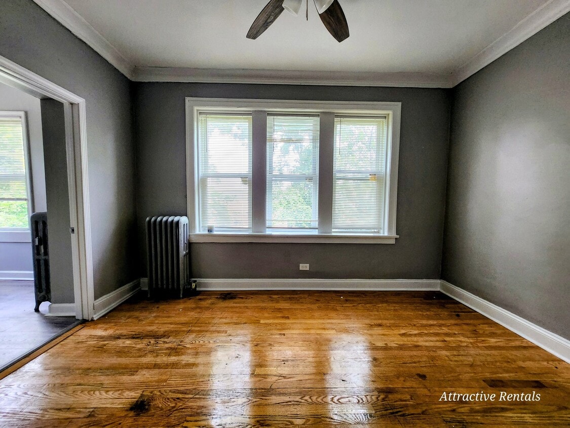 Photo - 5350 W Division St (Chicago, IL)