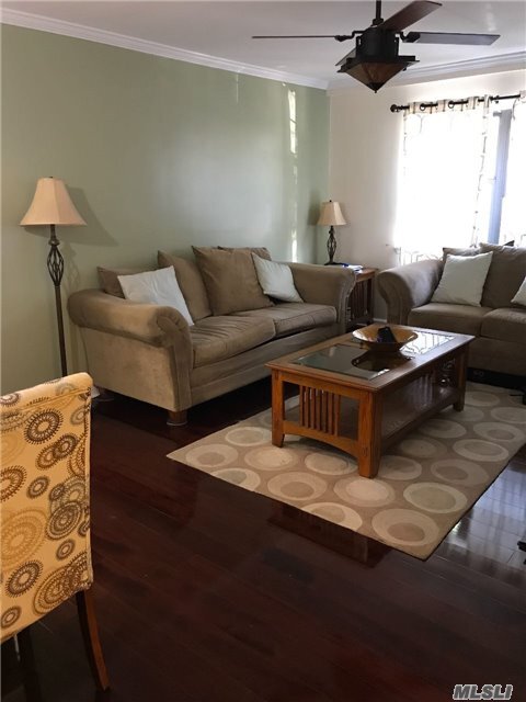 Foto del edificio - 78-36-78147 147th St