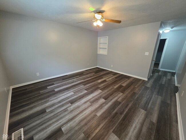 Foto del edificio - 1256 N Ridgeview Dr