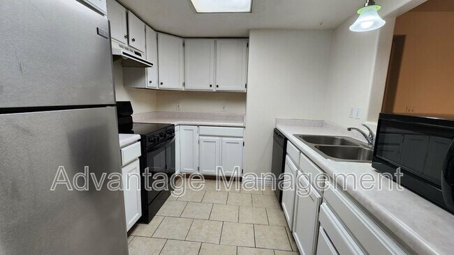 Foto del edificio - 1268 W 1480 N St