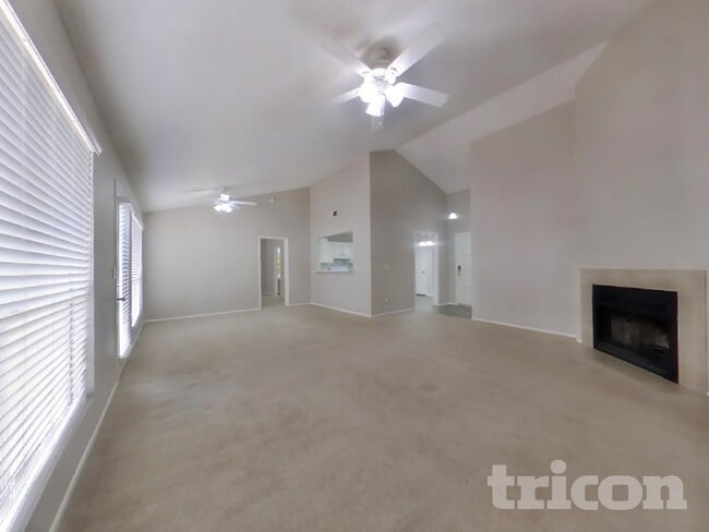 Foto del edificio - 9607 N 88th Dr