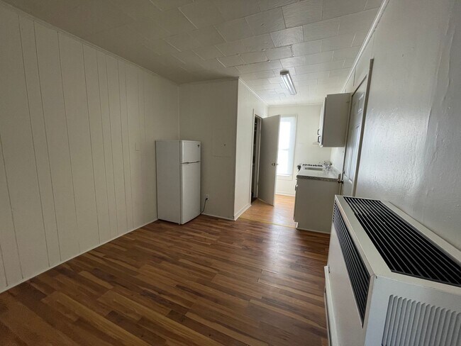 Foto del edificio - 1-Bedroom Apartment Available in Goshen