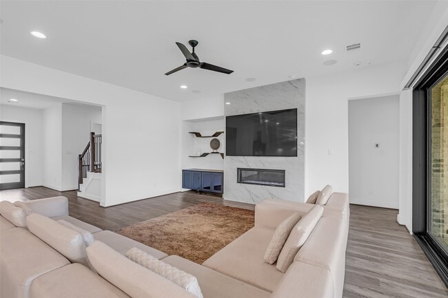 Building Photo - 2523 Quickstep Ct