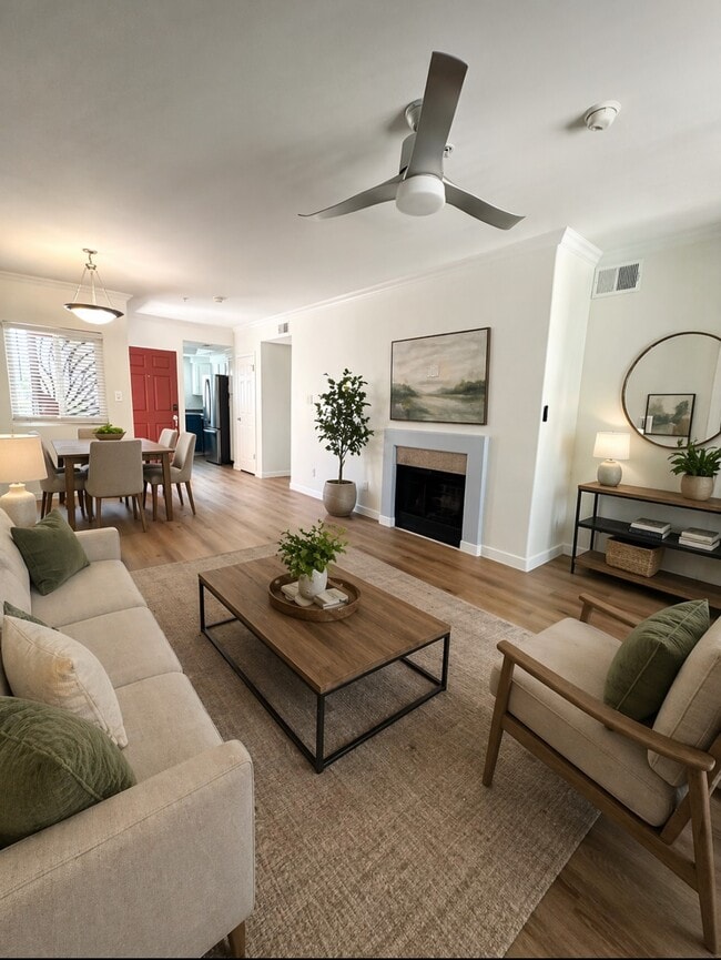 Living Area - 750 E Northern Ave Apartment