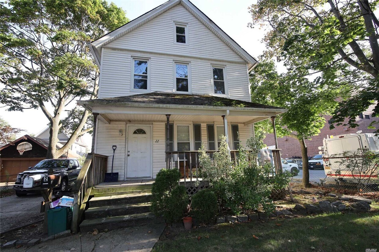 Primary Photo - 22 Jefferson Ave