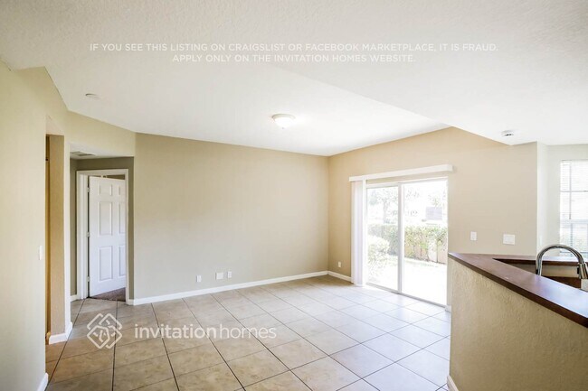 Foto del edificio - 1706 NE 6th St