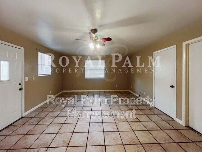 Foto del edificio - 27917 Washington St