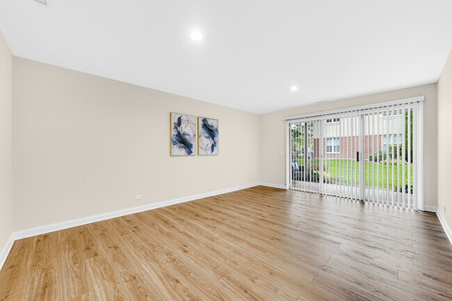Foto del edificio - 1257 N Streamwood Ln