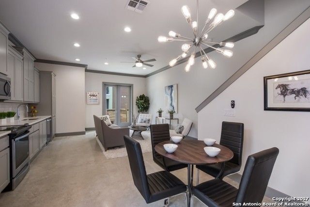 Foto principal - 803 E Park Ave