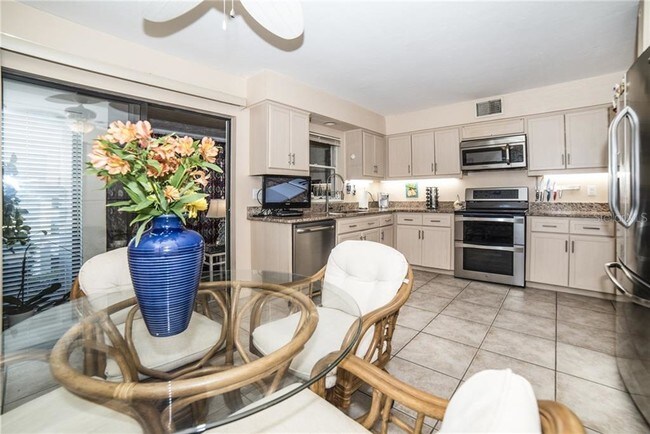 Foto del edificio - 8728 54th Ave W