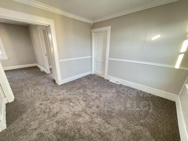 Foto del edificio - 348 2nd St