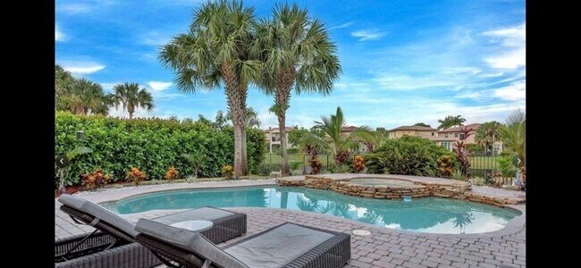 Foto del edificio - 8158 NW 124th Terrace