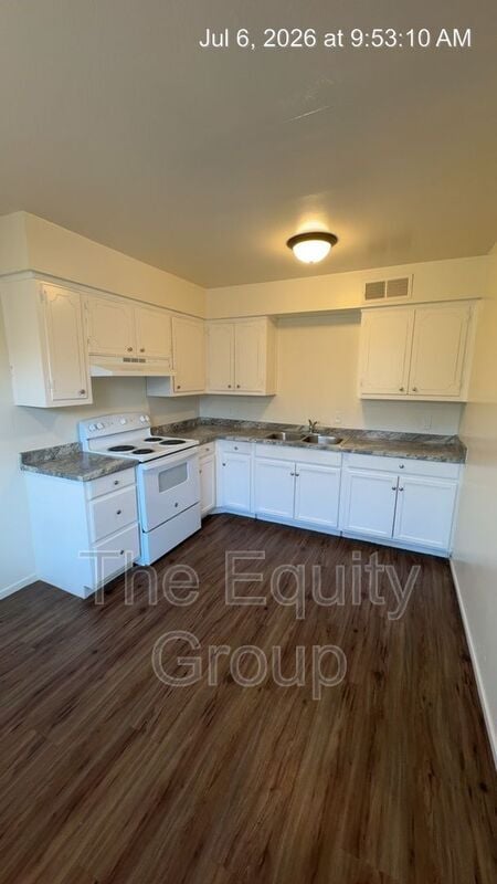 Foto del edificio - 620 N Blackstone St