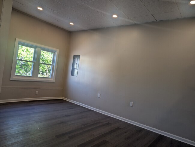 Foto del edificio - 500 Marion St