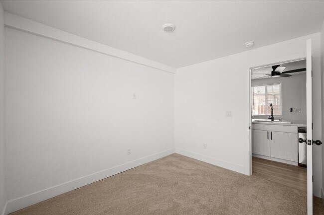 Foto del edificio - 623 N 10th St