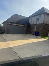 Building Photo - 4709 Enclave Pl