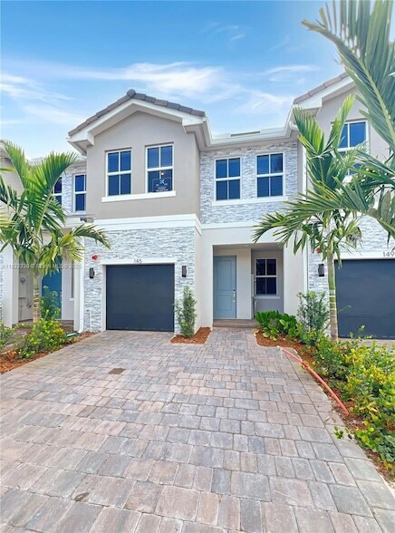 Foto del edificio - 145 SW 170th Ave