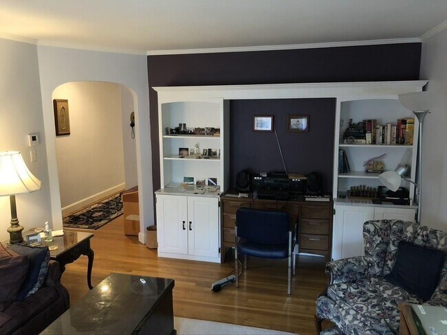 Foto del edificio - 4 Garden Ct