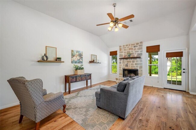 Foto del edificio - 270 Haydon St