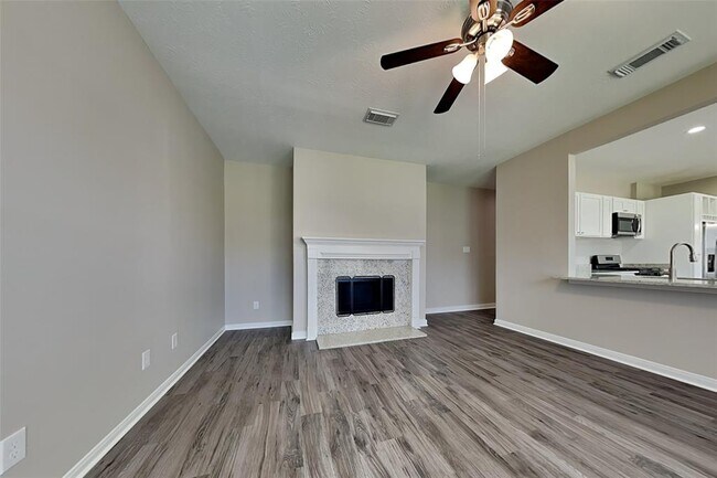 Foto del edificio - 25714 Oakridge Forest Ln