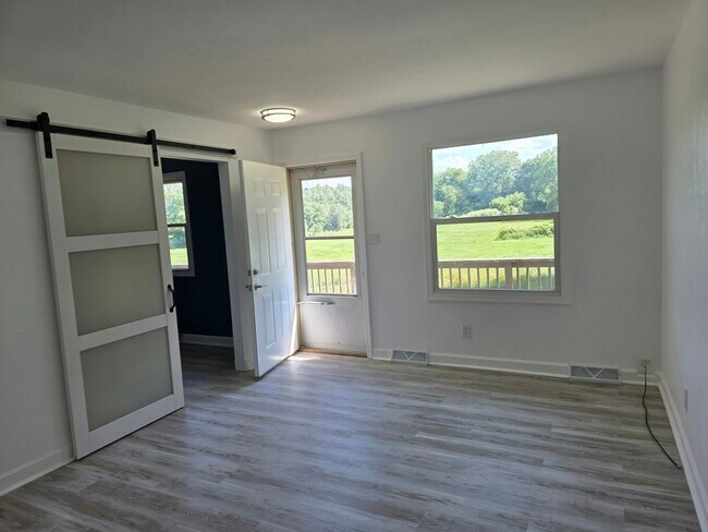 Building Photo - 601 Rizek Dr
