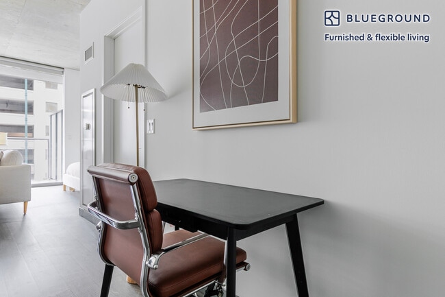 Building Photo - 60 E Randolph St