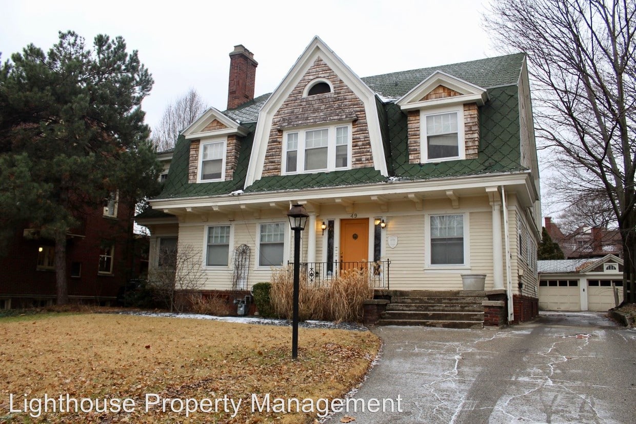 49 Prospect Ave NE, Grand Rapids, MI 49503 Room for Rent in Grand