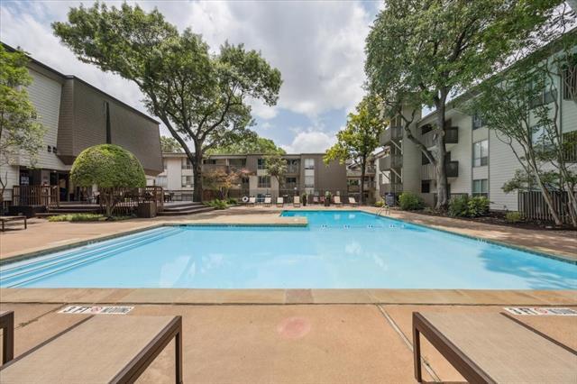 Foto principal - 4837 Cedar Springs Rd