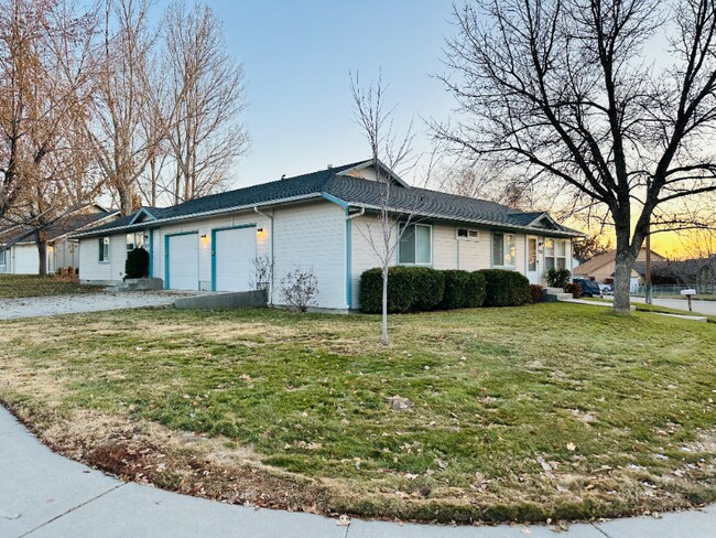 Building Photo - 2112 S Juniper St