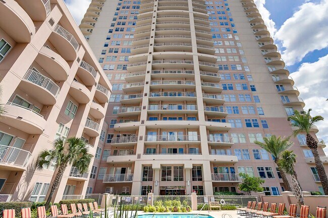 Foto del edificio - 3505 Sage Rd
