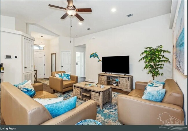 Building Photo - 6315 Redberry Dr