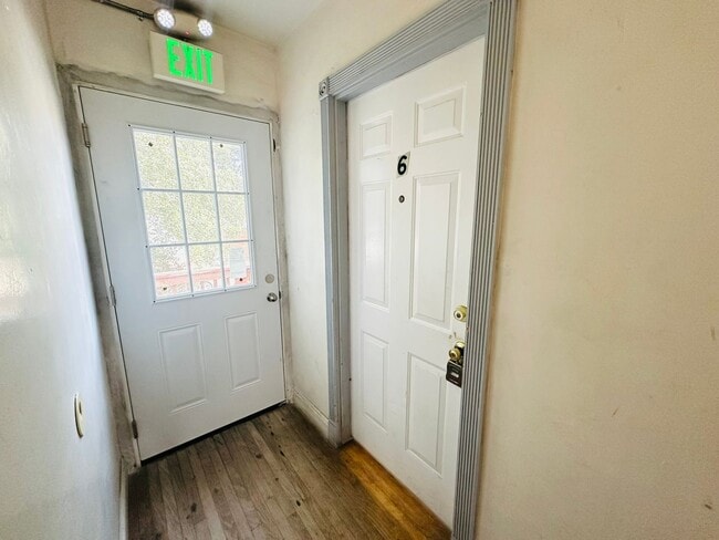 Photo - 7 E Clark St Apartment