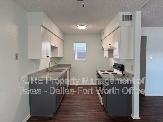 Foto del edificio - 625 Timberline Dr