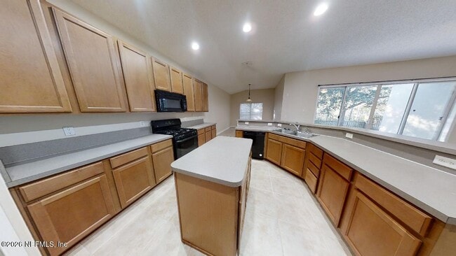 Building Photo - 14454 Millhopper Rd