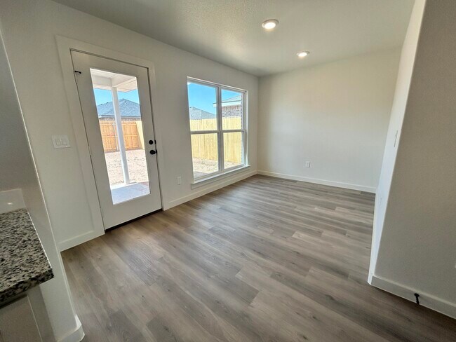 Foto del edificio - 13822 Fremont Ave