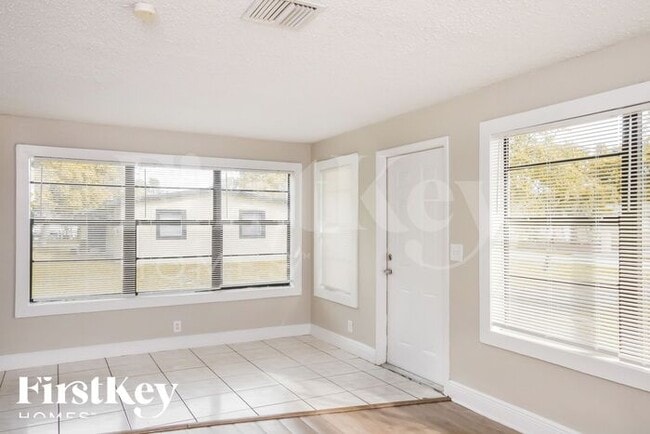 Foto del edificio - 1501 NW 16th Ln