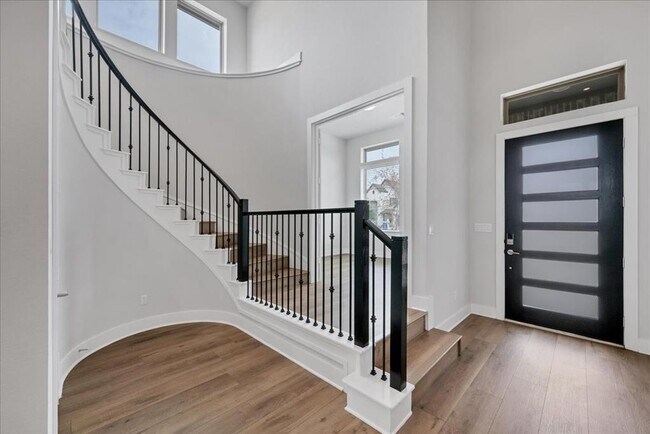 Foto del edificio - 1400 Mulberry Oak Ln