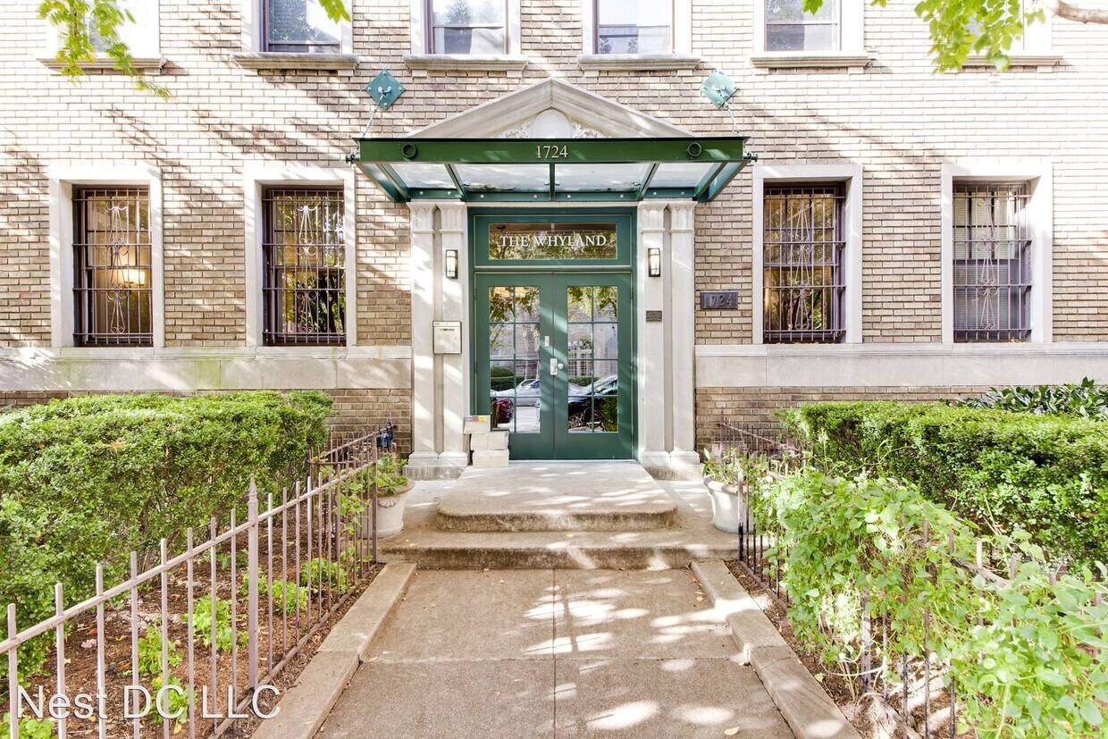 Primary Photo - 2 br, 1 bath House - 1724 17th St NW Unit 71