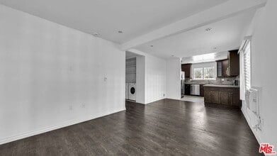 Building Photo - 1155 Horn Ave