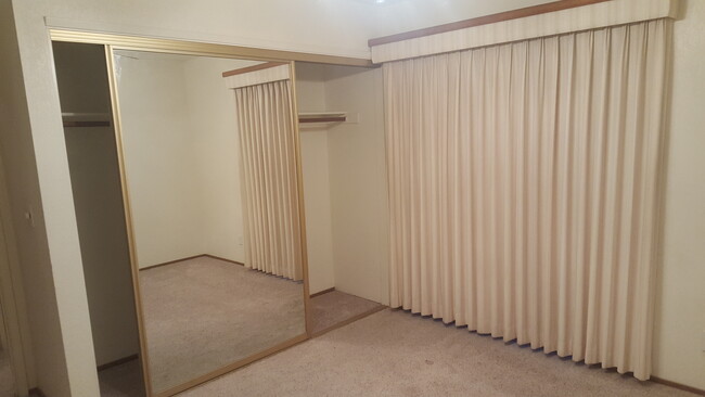 Building Photo - 3145 Benham Ct