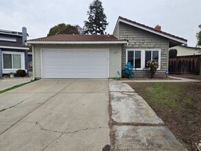 Building Photo - 1685 Chesterton Cir