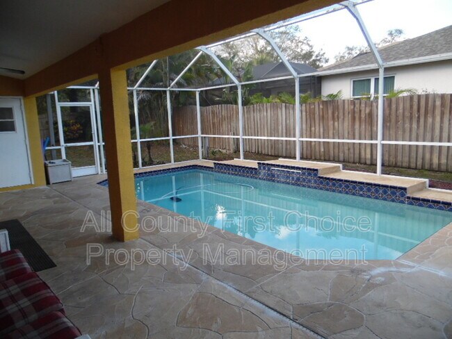 Foto del edificio - 721 Brittany Park Blvd