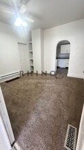 Building Photo - 807 20th St