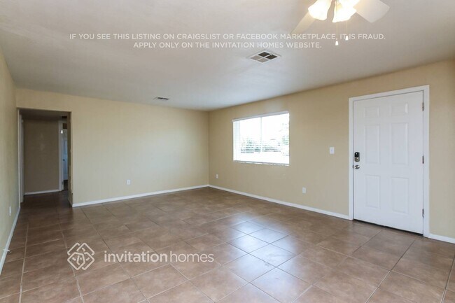Foto del edificio - 2204 E Beverly Ln