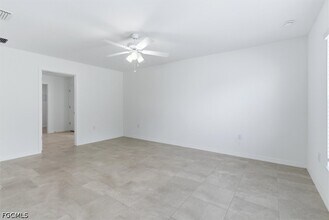 Building Photo - 3911 Treasure Oak Wy