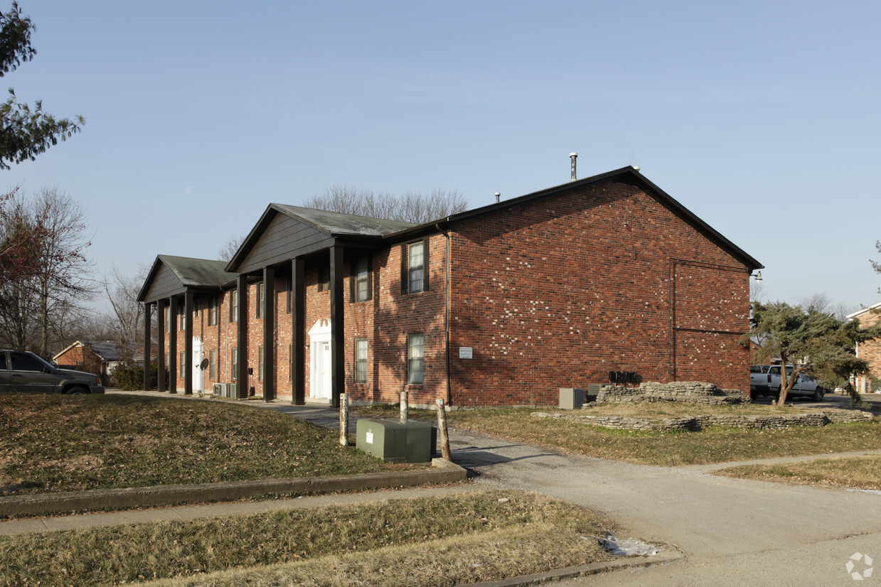 Primary Photo - Summerfield Apartments